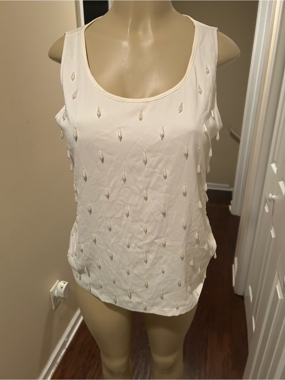 Ann Taylor Ivory Beaded Sleeveless Tank